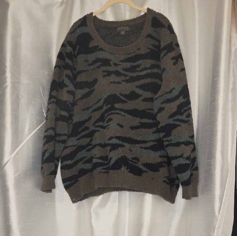 Barefoot Dreams Camouflage Crew Neck Sweater - Black and Brown